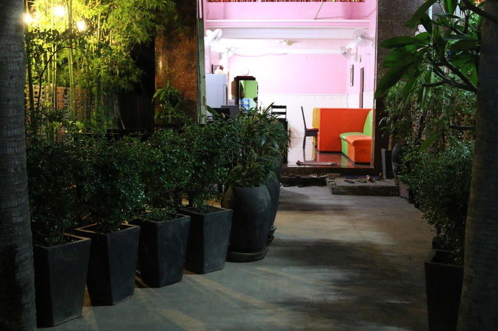 Surmetta Inn Siem Reap Bagian luar foto